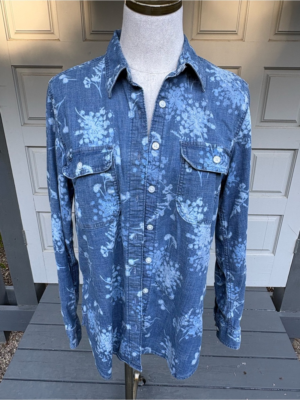 Lands End Cottagecore Floral Denim Chambray Button Down Shirt